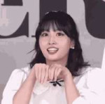 momo-tongue.gif