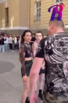 Y2meta.app-В Петербурге мужчина набросился с оскорблениями на танцующих девушек-(1080p).mp4
