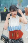 230429-LE-SSERAFIM-Chaewon-Louis-Vuitton-Pre-Fall-2023-Fashion-Show-documents-2.jpeg