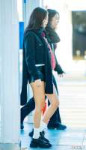 240929-Jennie-at-Incheon-International-Airport-documents-3(3).jpeg