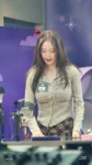 [4K⧸ FANCAM] 250122 아이돌 라디오 브브걸 BBGirls 러브투 포인트안무 배우기 (Feat.스타강사 퀸미뇽) [pAPhYymzMNQ].webm
