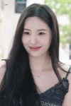 240712-Sunmi-at-Incheon-International-Airport-documents-2.jpeg