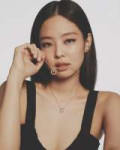 blackpink-jennie-v0-egbdlm5cwsae1.webp