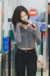 hearts2hearts-jiwoo-v0-1pixmu2umite1.webp