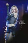 itzy-yuna-v0-841zg83cr2xe1.webp