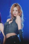 itzy-yuna-v0-7x49u0tlh6xe1.webp