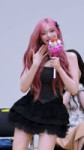 250215 아이브 음악중심 미니팬미팅 이서가 보여주는 Kissing You 챌린지 직캠 #아이브 #KissingYou #Shorts.mp4