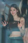 meovv-anna-v0-09fhnkx38kye1.webp
