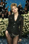 0505metgala-lisa-hq252fd59798f04287f.jpg
