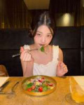 Wonen eating proof (1).jpg