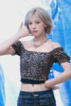 250522-bae-at-makestar-fansign-v0-9xbkdbfwig2f1.webp