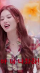 yall, my girl was fighting with invisible opps in todays episode#湊崎紗夏 #사나 #SANA #트와이스 #TWICE #kpopl4l #kpoplfl #likesforlike #like4likes.mp4