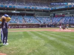 Haum throwing the first pitch for Samsung Lions.mp4