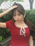le-sserafim-eunchae-v0-x1fd7ay83o5f1.webp