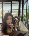 ex-iz-one-minju-v0-3u1b7uh0w06f1.webp