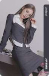 haseul-jinsoul-choerry-artms-v0-w0x981ud9l6f1.webp