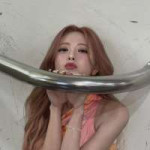 250614-yuna-instagram-update-ft-illit-minju-v0-ol7kc5me5s6f1.webp