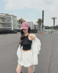 250513-karina-instagram-update-v0-09g8galgyi0f1.webp