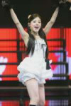 artms-heejin-v0-b7q740erslef1.webp