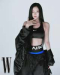 250723-w-korea-instagram-update-with-meovv-v0-mf56ulobokef1.webp