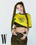 250723-w-korea-instagram-update-with-meovv-v0-e6df0fpbokef1.webp