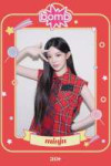 250729-illit-weverse-update-bomb-magic-card-v0-2r9egagqftff1.webp