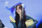 241101-karina-v0-tdjzb1kj7jgf1.webp