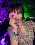 250805-momo-instagram-update-sabrina-v0-t5o96mmn07hf1.jpg