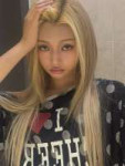 250802-gehlee-weverse-update-this-months-birthday-girl-v0-qo2n5z31dlgf1.webp