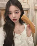 230804-wonyoung-v0-kta7jmf043hf1 (1).webp