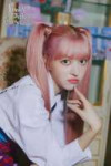 NMIXXLilyFunkyGlitterChristmasconceptphoto2.webp