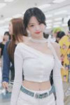 babymonster-ahyeon-v0-z5a0owxbq5jf1.webp