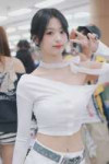 babymonster-ahyeon-v0-ymlvbgqbq5jf1.webp