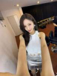 Hyomin white gold.jpg