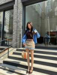 Hyomin walk on (2).jpg