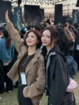 Eunji and Yuna (2).jpg