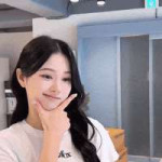 Mayu (3).gif