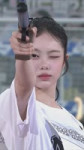 [2025 아이돌스타 선수권대회] 권총사격하츠투하츠(Hearts2Hearts) 이안 “이안이 쏘면 과녁도 설레서 맞아줌🎯”, MBC 202510 방송 [rSdIfGqohEQ].webm