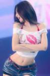 itzy-yuna-v0-0tt14mzmw5jh1.jpg