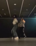 ZXwmRvjtmCqffIE4.mp4