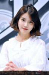 IU.jpg