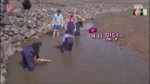 she caught a whole ass fish with her han... s talent (720p).mp4