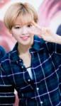 -Jeongyeon-jeongyeon-twice-40200011-635-1100.jpg