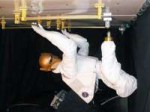 040823robonaut-legbcol.grid-6x2.jpg