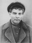 Lenin-last-underground,1917.jpg