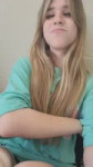 7077646474456223019 someone walked in so it got awkward #fyp.mp4