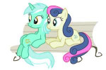 Lyra-minor-my-little-pony-фэндомы-2857611.gif