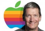 Tim-Cook-with-Rainbow-Apple-Logo.jpg