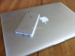 iPhone-6-Silver-on-MacBook-Pro-Silver.jpg