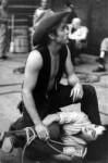 Frank-Worth-James-Dean-and-Elizabeth-Taylor-on-the-set-of-2[...].jpg